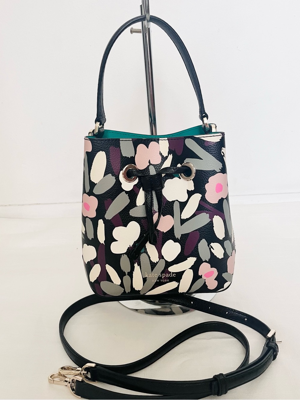 Kate Spade Eva Wildflower Small bucket crossbody bag